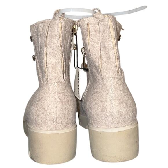 Anne Klein Donata Hiking Boots Beige Womens 8.5 New Without Box - Picture 4 of 6
